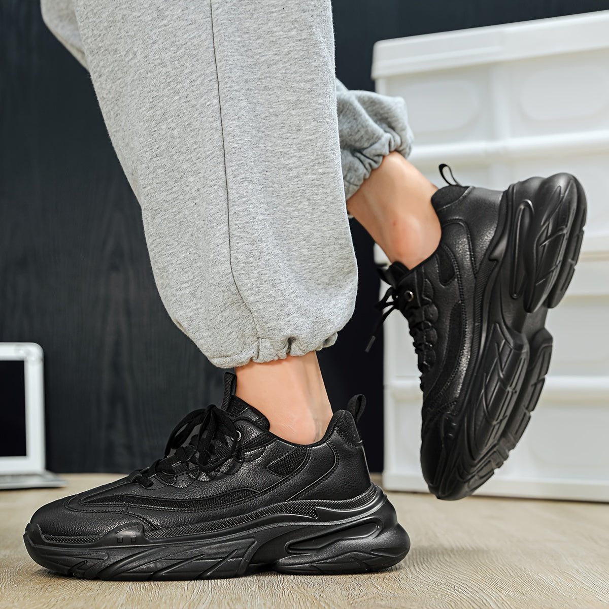 Men's Chunky Lace Up Sneakers Soft Sole for Winter & Autumn