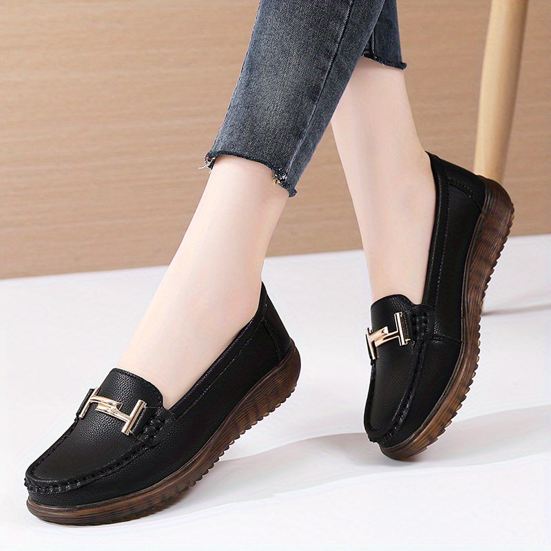 Women's Metal Decor Flats Soft Sole Lightweight Anti Slip Slip On Shoes
