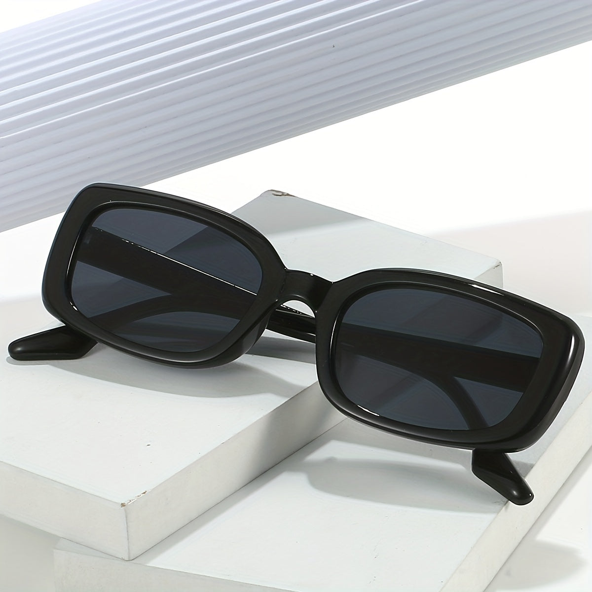 Y2K Rectangle Sunglasses UV400 Anti Glare for Men Women