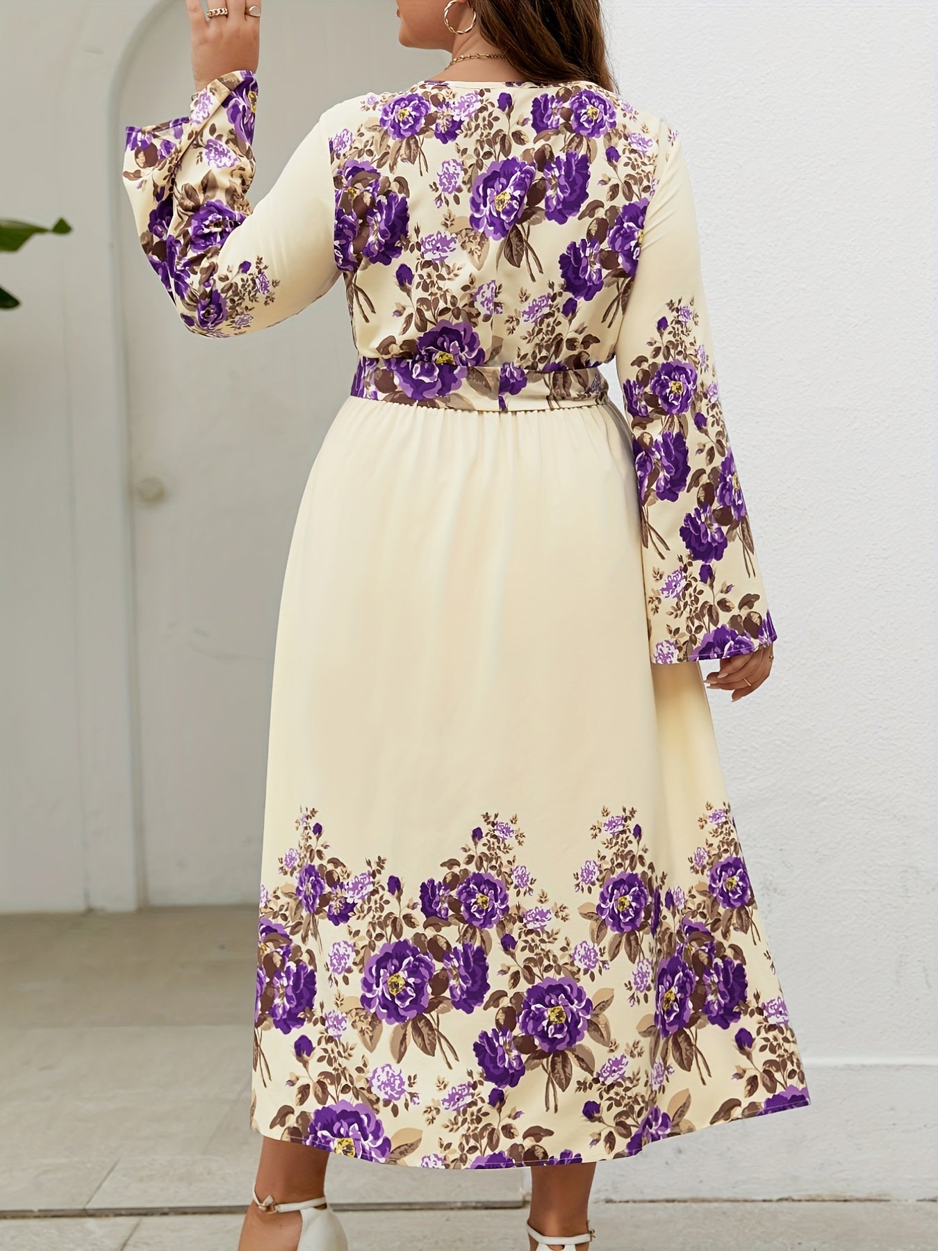 Floral Print Bell Sleeve Plus Size Maxi Dress With Belt