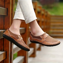 Men's Outdoor Slip on Hiking Sandals Non Slip Beach Shoes