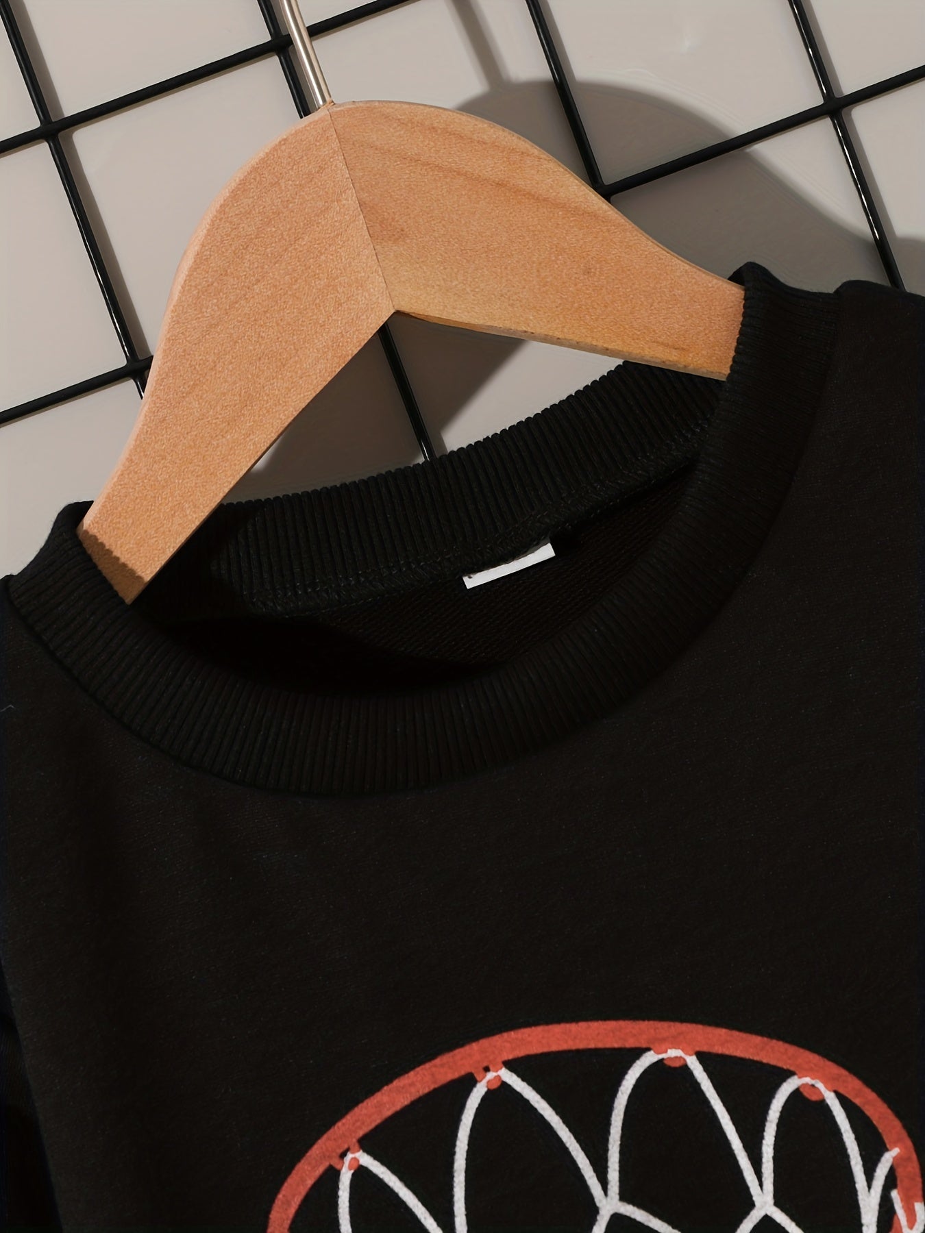 Boys Basketball Hoop Print Sweatshirt Long Sleeve Crew Neck Tops