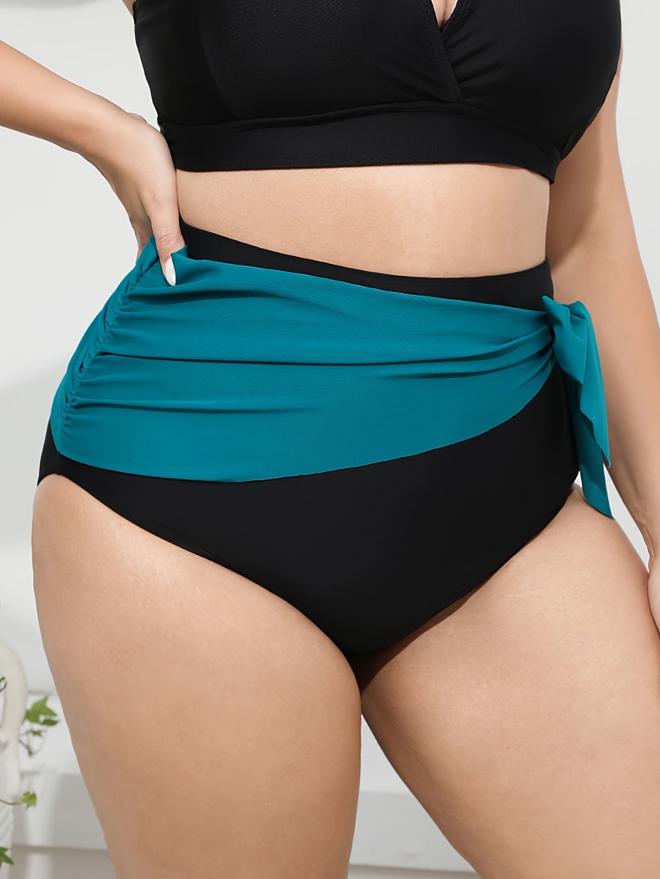 Colorblock Bow Knot High Waist Bikini Bottoms