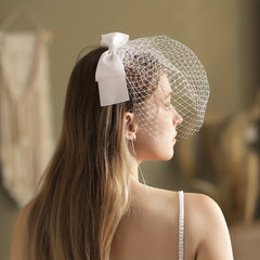 Short Mesh Head Veil With Comb And Satin Bowknot