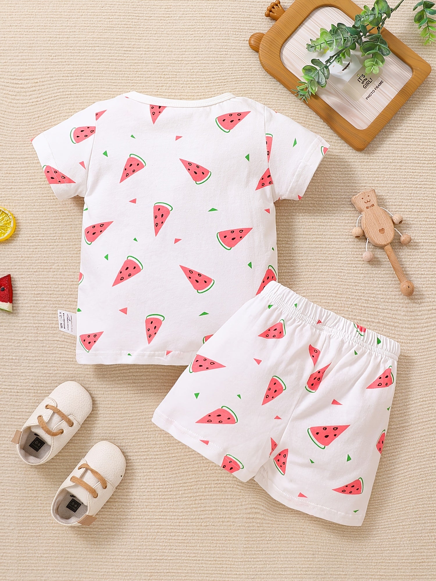 2pcs Baby Girls Watermelon Print Tee & Shorts Set Toddler Clothes