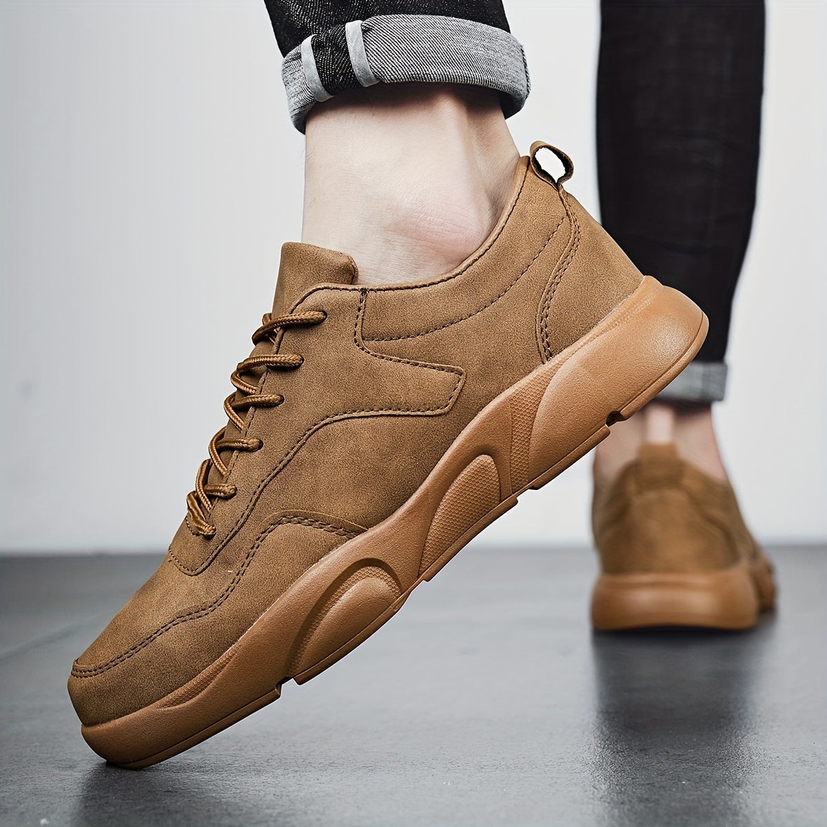 Men's Minimalist Non Slip Sneaker For Youth