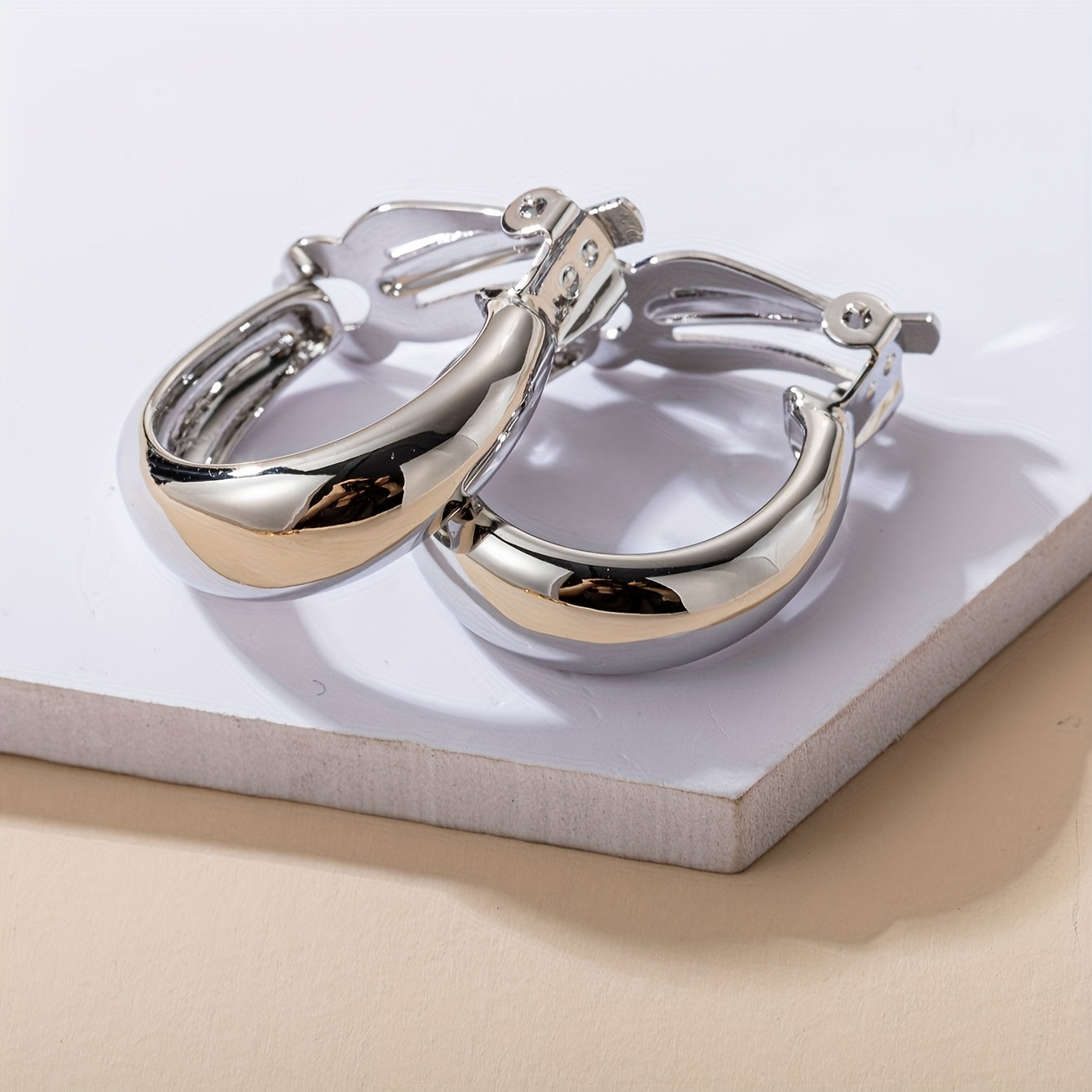 img_5651979