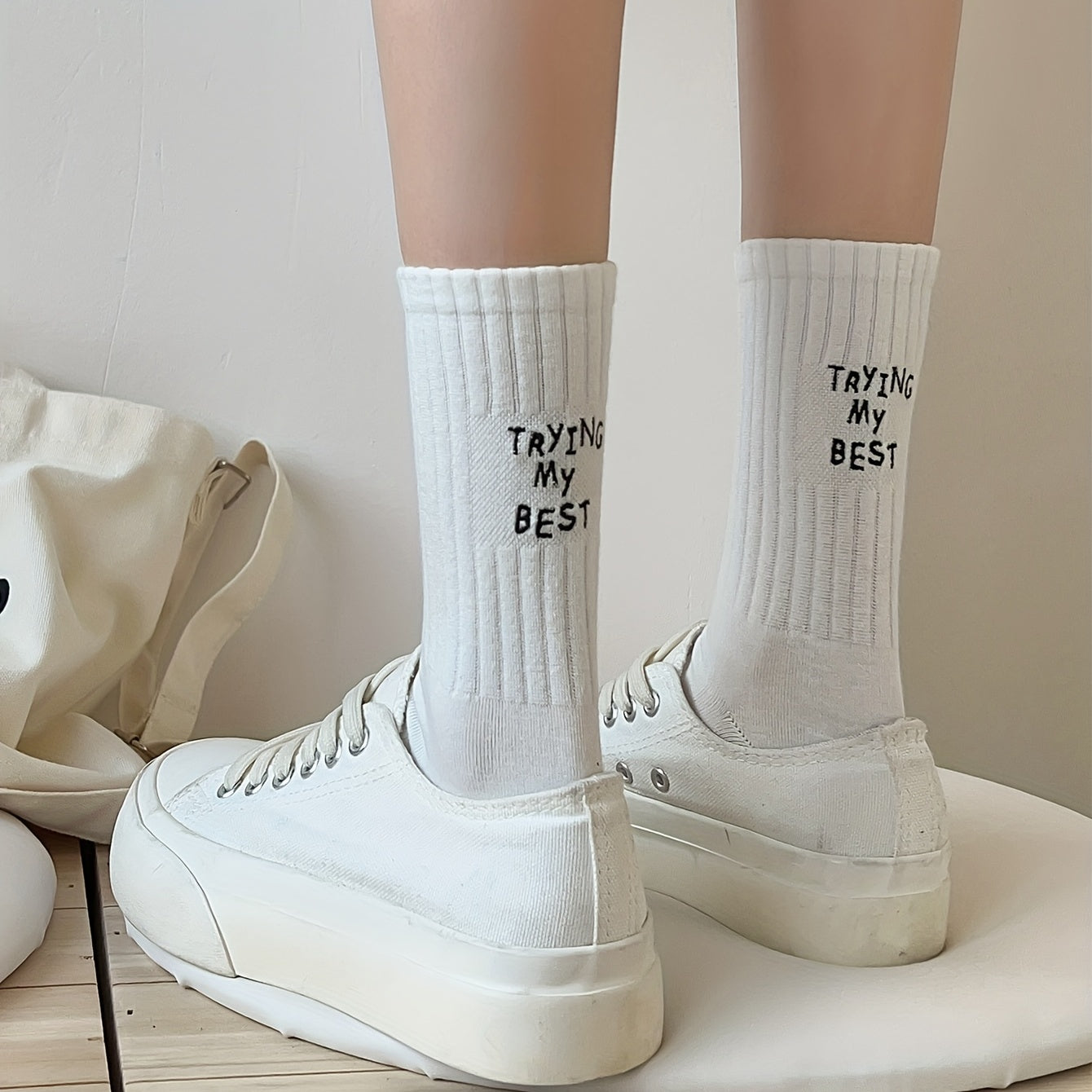 Letter Print Sports Mid Tube Socks Women's Stockings