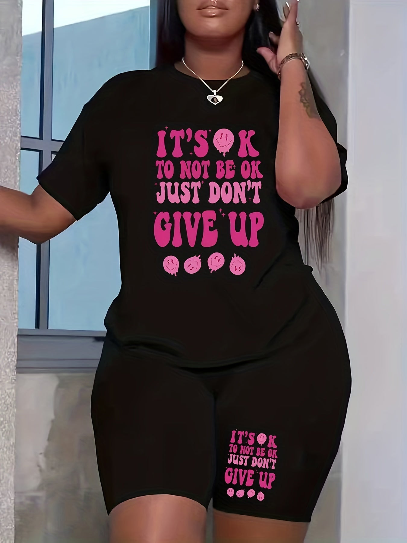 Smiley Face & Slogan Print Top & Shorts Set