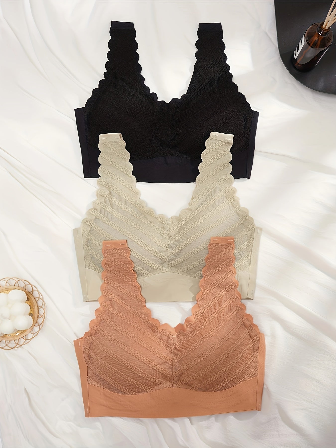 3pcs Lace Wireless Bras Comfy Scallop Trim Bra Women's Lingerie