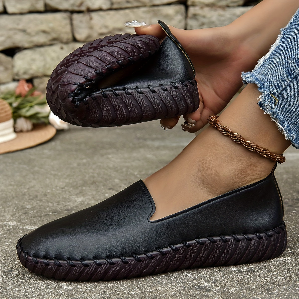 Women's Breathable Letter Graphic Sports Shoes Lightweight Flat Shoes