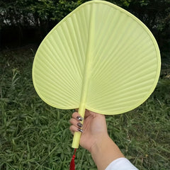 Durable Plastic Fan with Hand Cranking