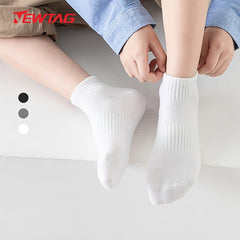 Boy's Mid Crew Sport Socks Sweat Absorbing Breathable Socks