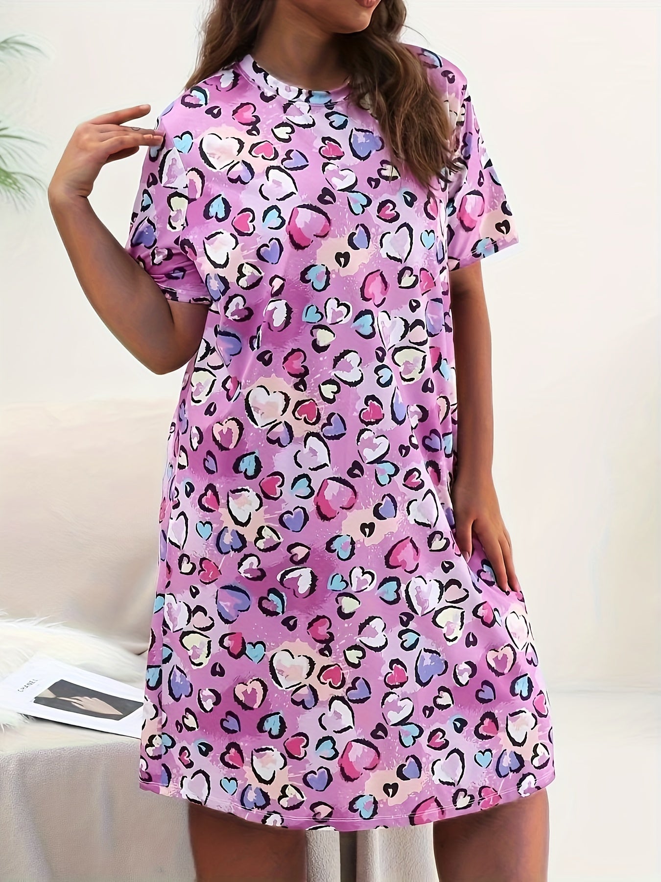 Heart Print Round Neck Nightdress