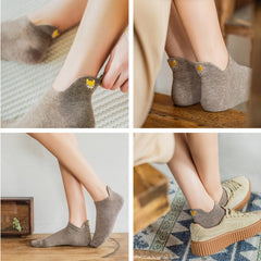 10 Pairs Women's Golden Fox Embroidered Cotton Ankle Socks