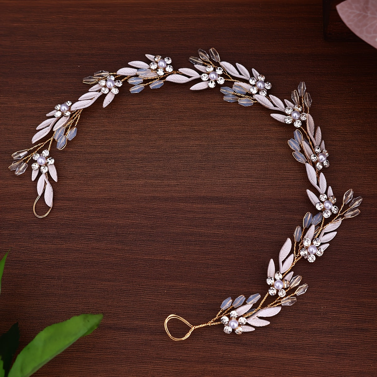 Fashionable Alloy Leaf Hairband Bridal Updo Hair Accessory Wedding Theme