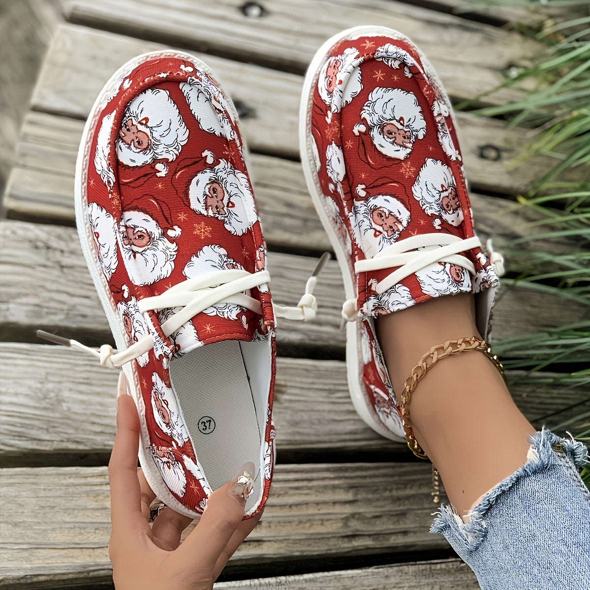 Women's Santa Claus Skateboard Shoes