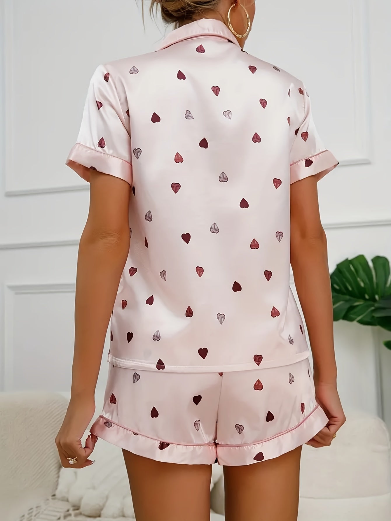 Heart Print Pajama Set Short Sleeve Top & Shorts Women's Sleepwear