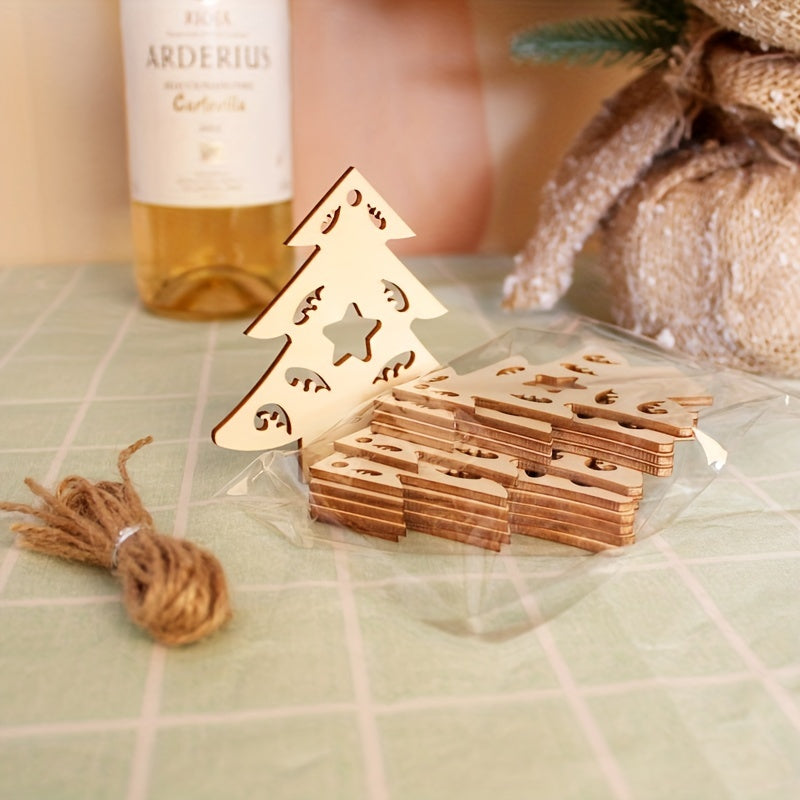 10pcs Engraved Christmas Tree Ornaments Snowflake Wood Chips Cartoon Baubles