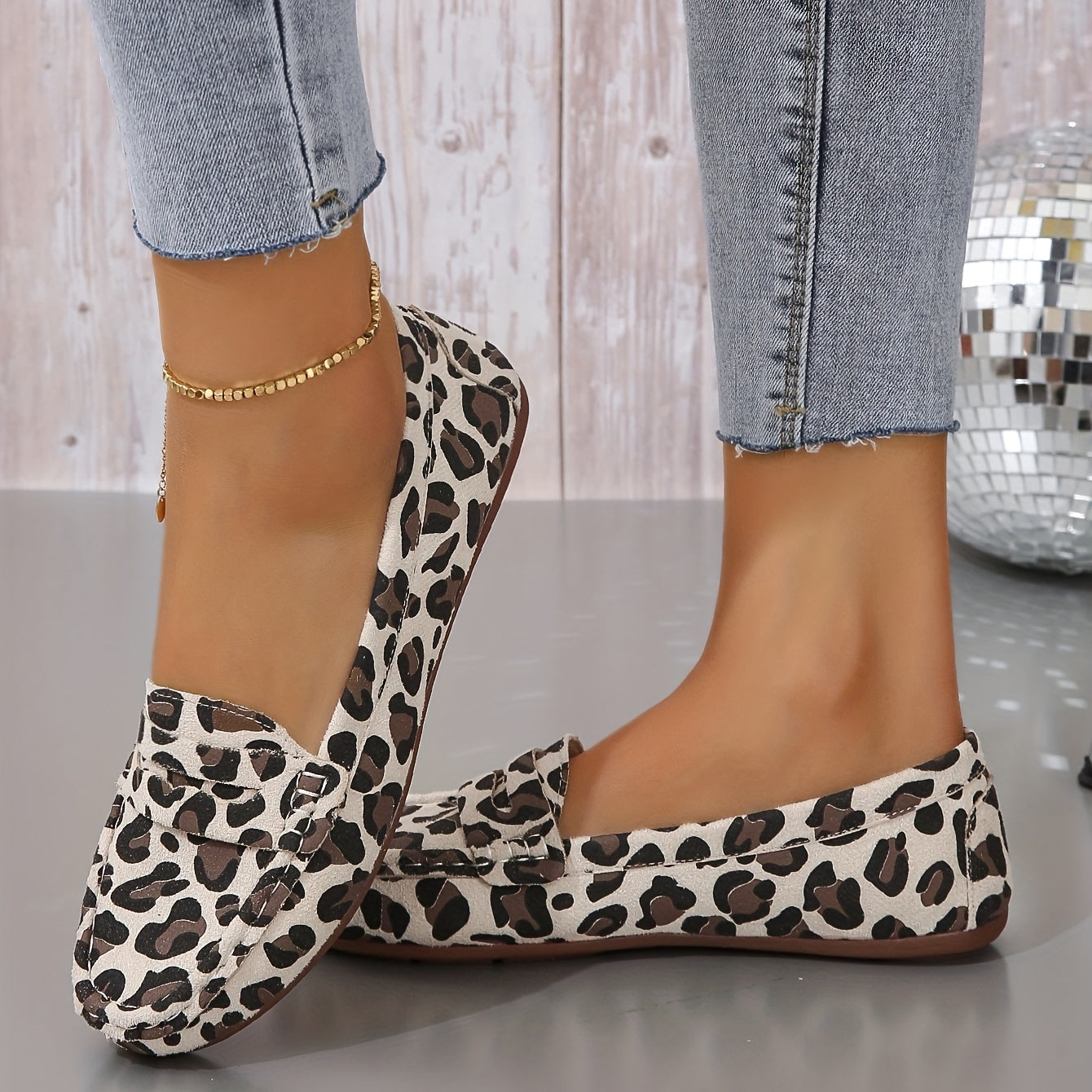Leopard Print Ballet Flats Round Toe Slip On Lightweight Shoes