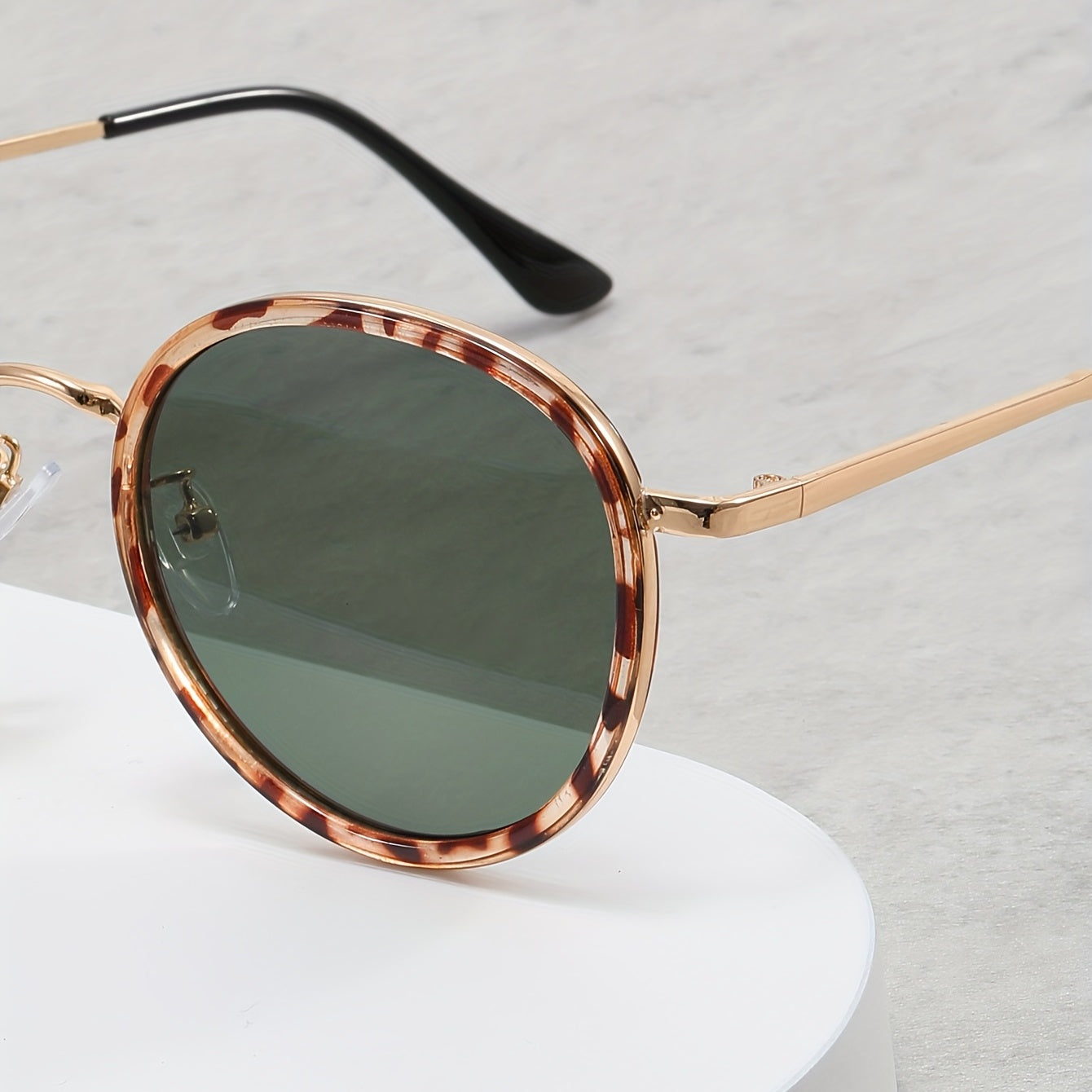Men's Retro Round Frame Sunglasses for Outdoor Activities