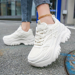 Women's Breathable Mesh Platform Sneakers Lace Up Outdoor Shoes