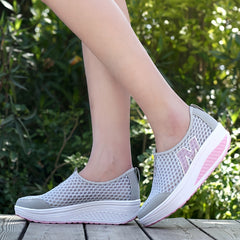 Women's M Pattern Slip-on Mesh Wedge Sneakers Lightweight Sporty Walking Shoes