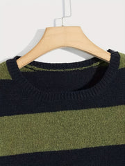 Knitted Stripe Pattern Men's Round Neck Pullover Sweater