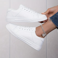 Lightweight Flat Skate Shoes Non Slip Round Toe Sneakers