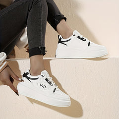 Women's Letter Graphic Lace up Skate Shoes Casual Sneakers