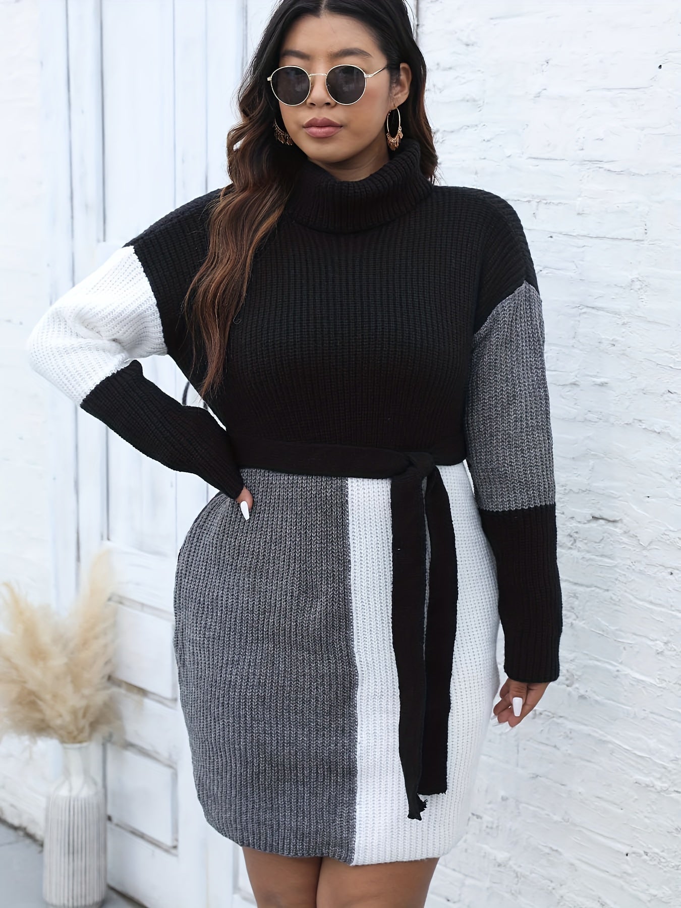 Colorblock Long Sleeve Bodycon Midi Knit Dress With Belt