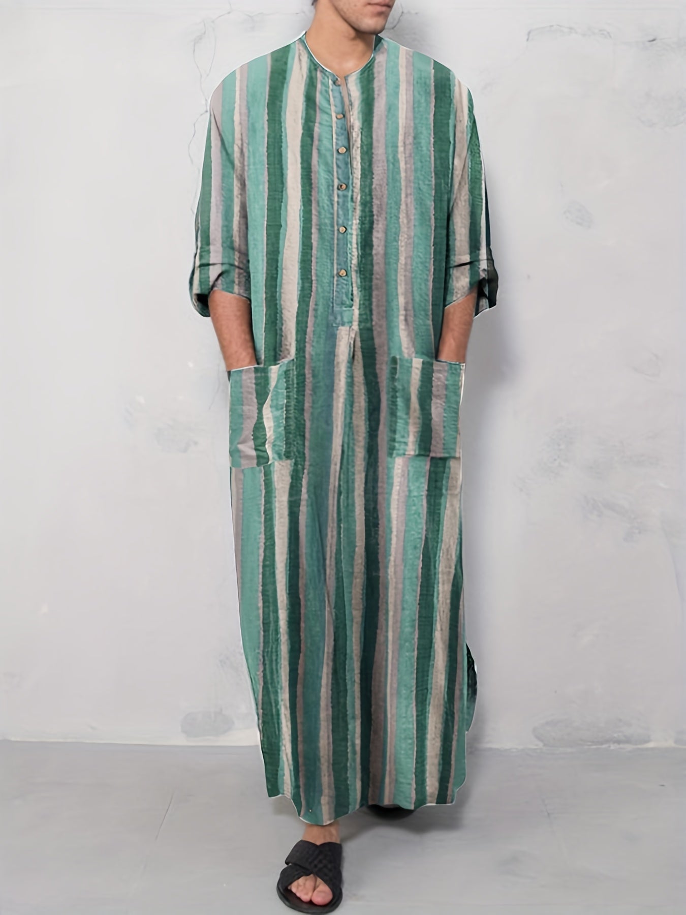 Men's Muslim Long Sleeve Striped Robes - Summer Style in the Middle East