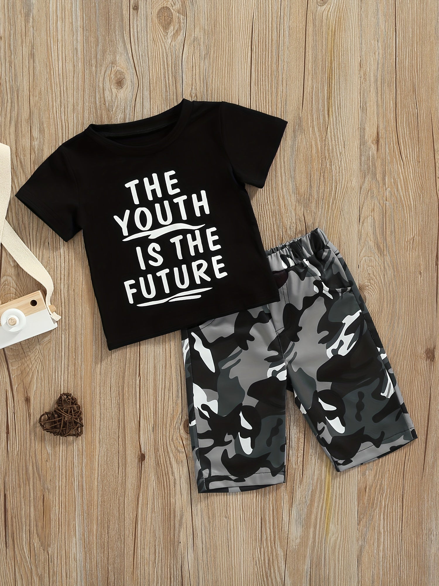 2pcs Baby Boys The Youth Is the Future T-shirt & Camo Shorts Set