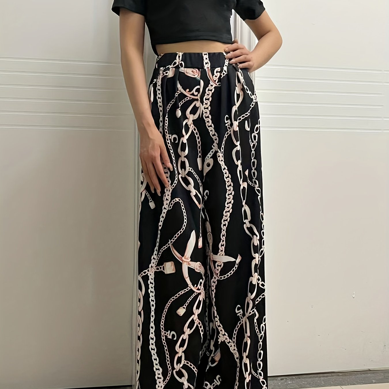 Summer Two Piece Set Short Sleeve Crop Tee & Chain Print Wide Leg Pants