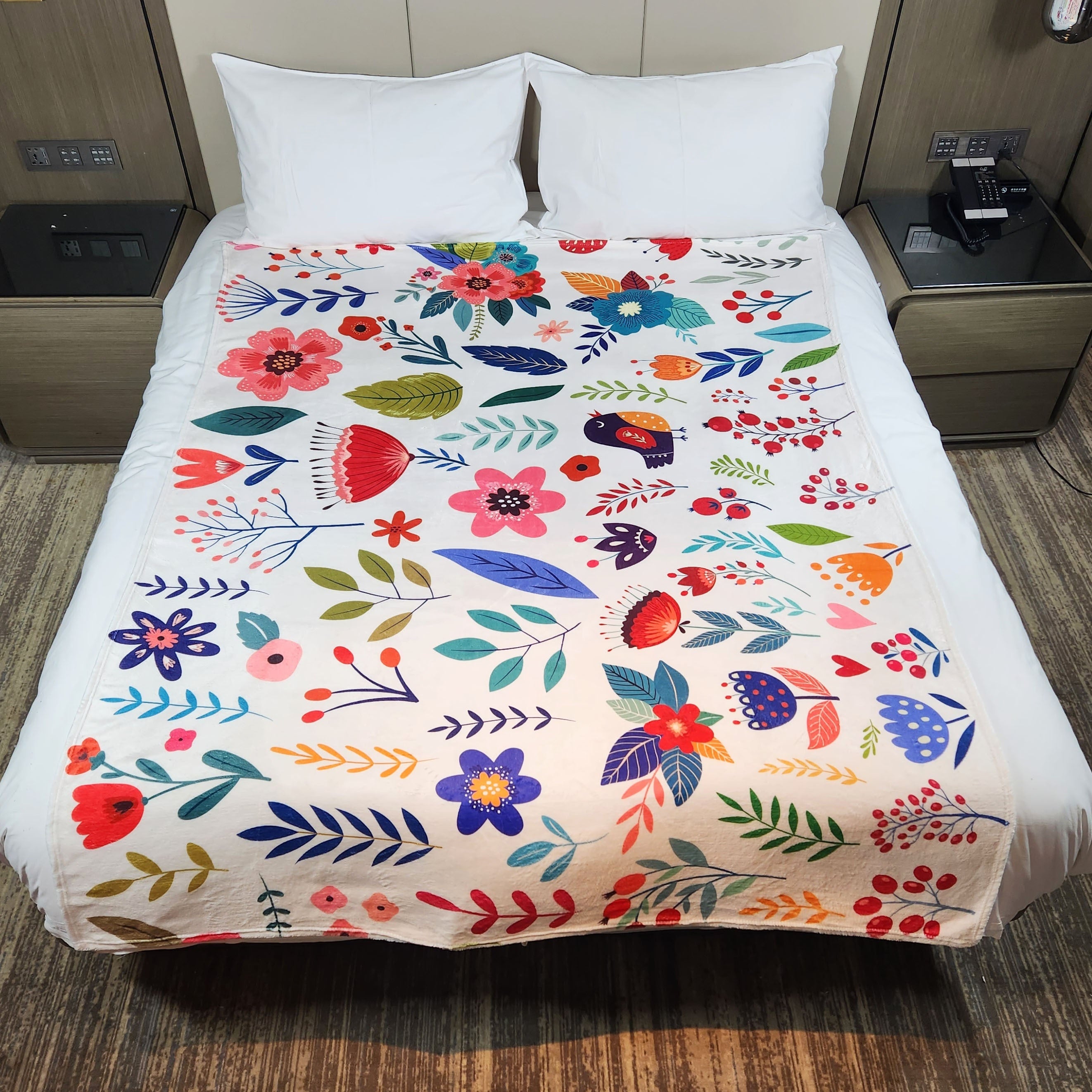 1pc Soft Flannel Casual Blanket for Home Outdoor Travel Camping Office Sofa Nap