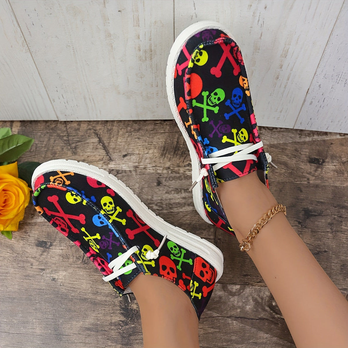Colorful Skeleton Ghost Print Skate Shoes Lightweight Low Top Board Shoes