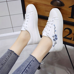Women's Flower Embroidery Sneakers Casual Low Top Outdoor Shoes