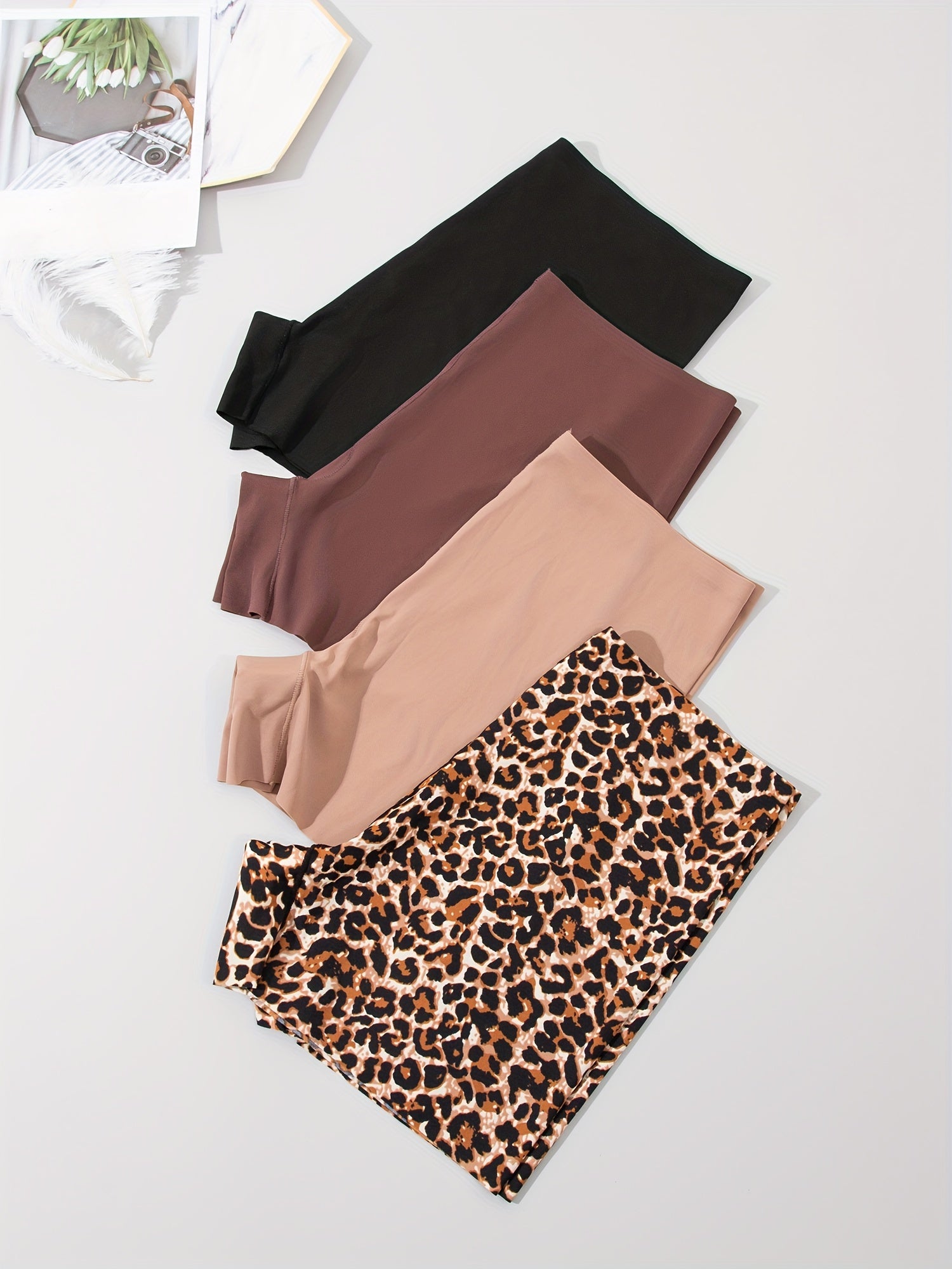 4pcs Leopard & Solid Boyshort Panties Soft & Comfortable Stretch Panties