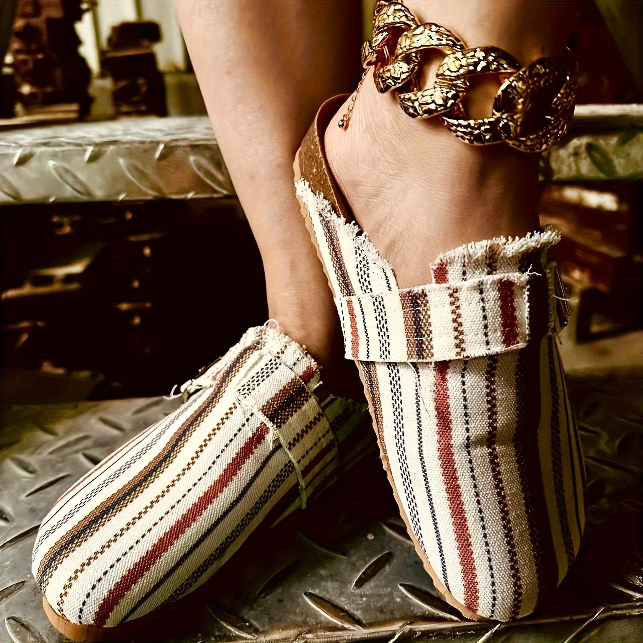 Women's Geometric Pattern Canvas Skate Shoes Retro Casual Flat Walking Shoes