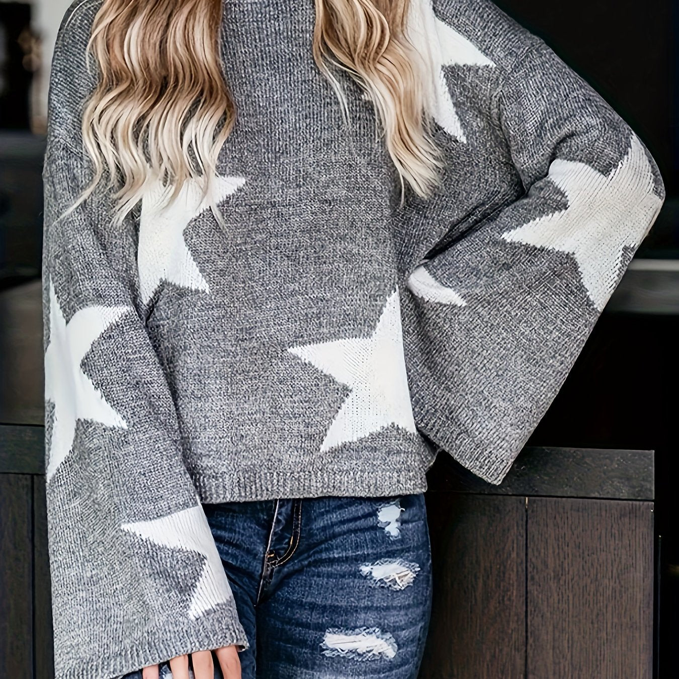 Star Print Bell Sleeve Knit Top