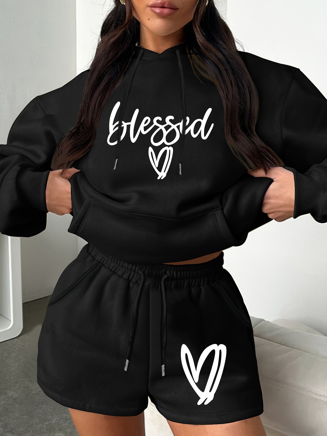 Women's Plus Letter & Heart Print Hoodie & Shorts Set
