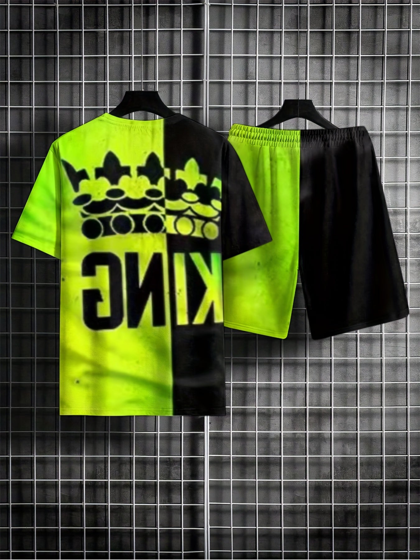 Men's Block King Graphic T Shirt & Stretch Shorts Set
