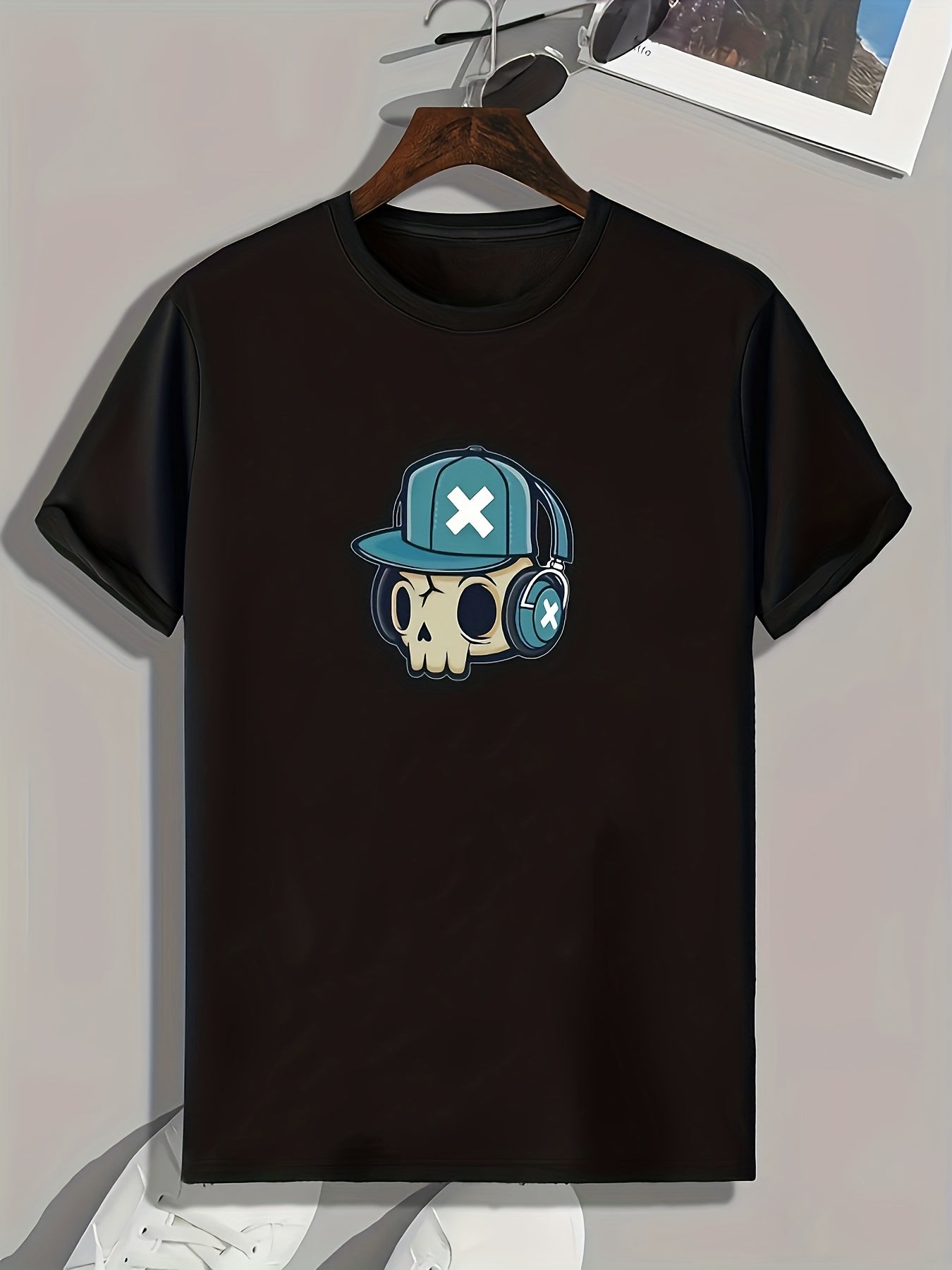 Skull Print Men's Graphic Tee for Summer