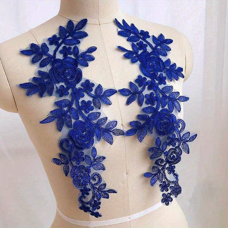 2pcs Water Soluble Lace Car Bone Lace Flower Cloth Stickers