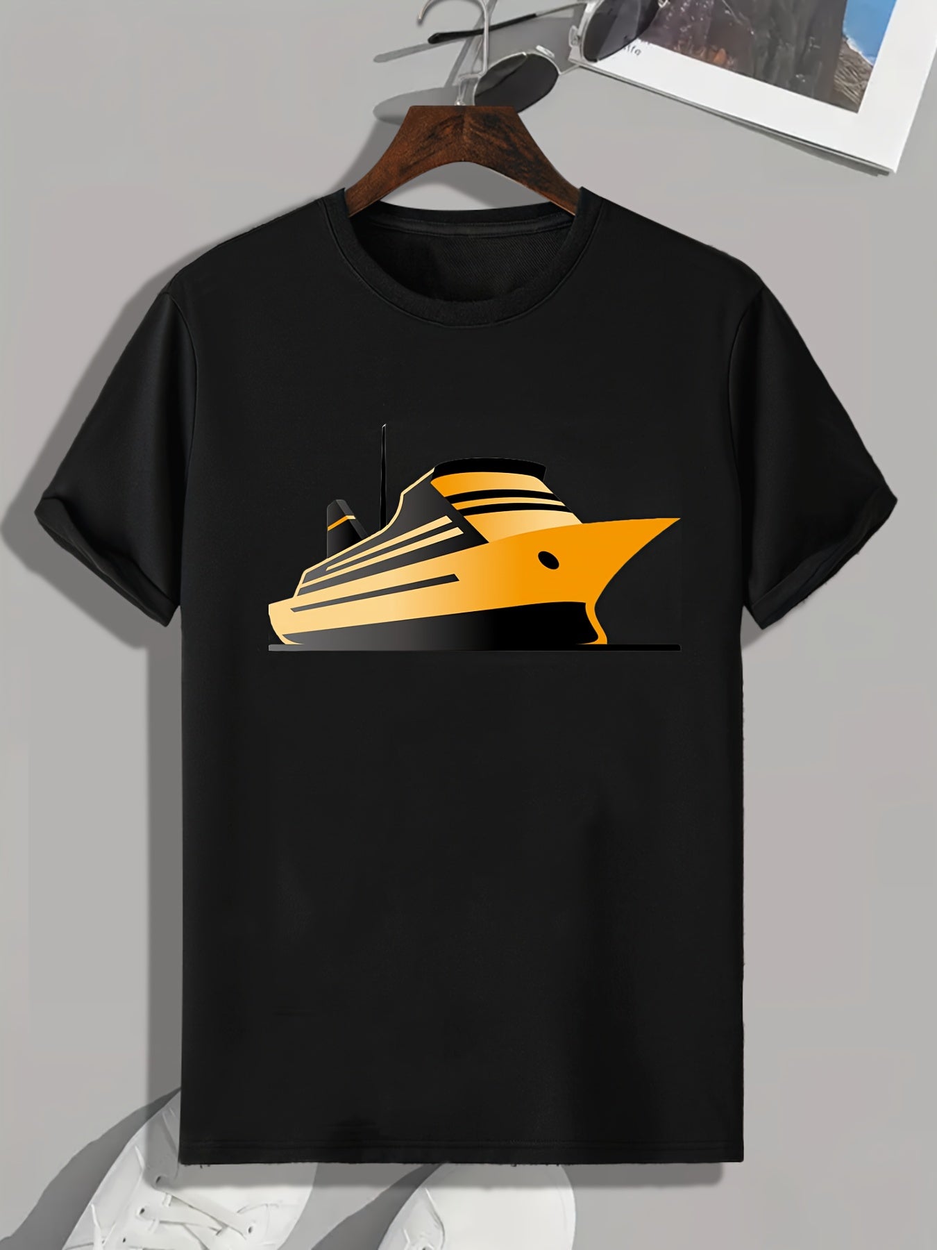 Houseboat Print Men's Graphic T shirt for Summer