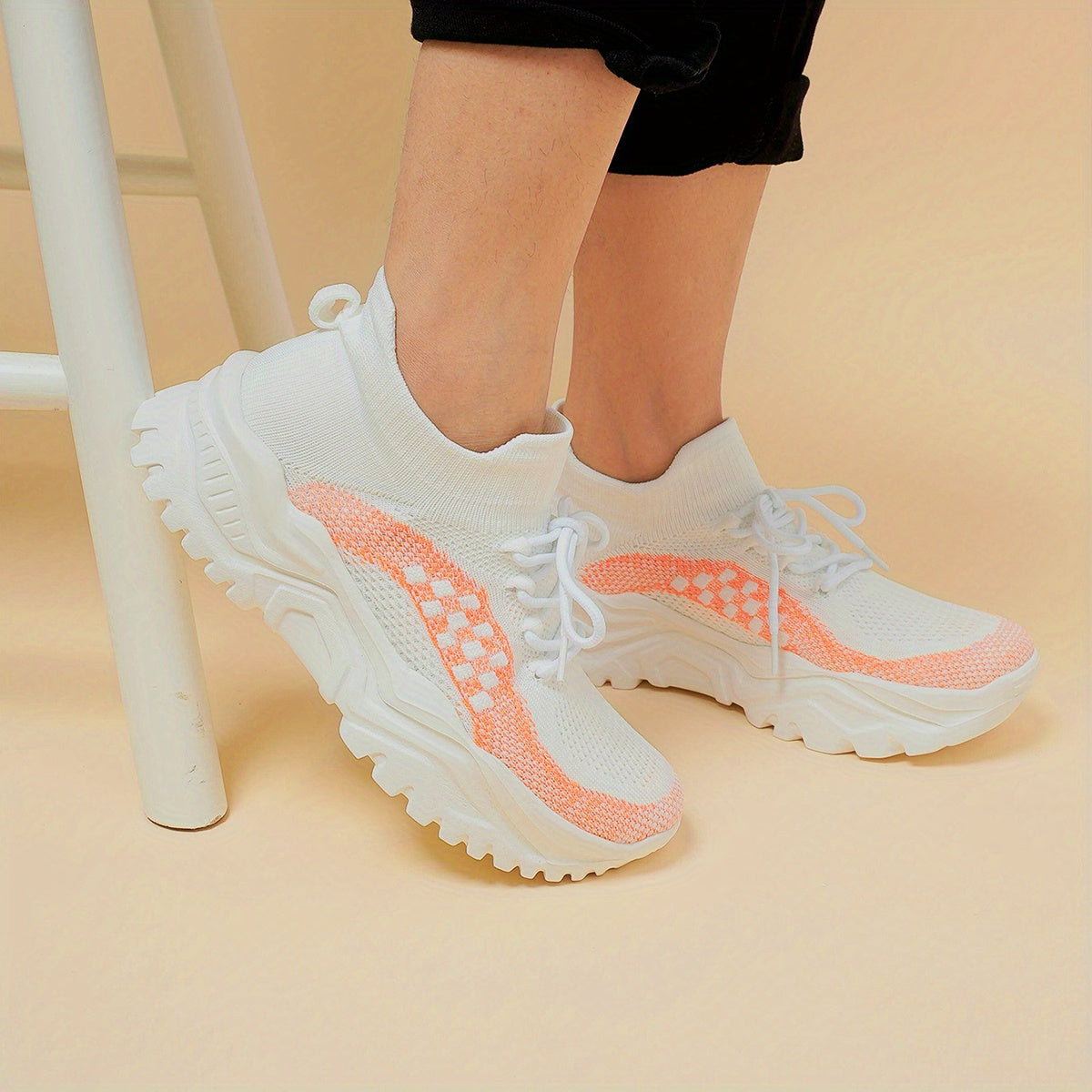 Women's Mesh Breathable Tennis Sports Shoes Lightweight Lace Up Travel Shoes