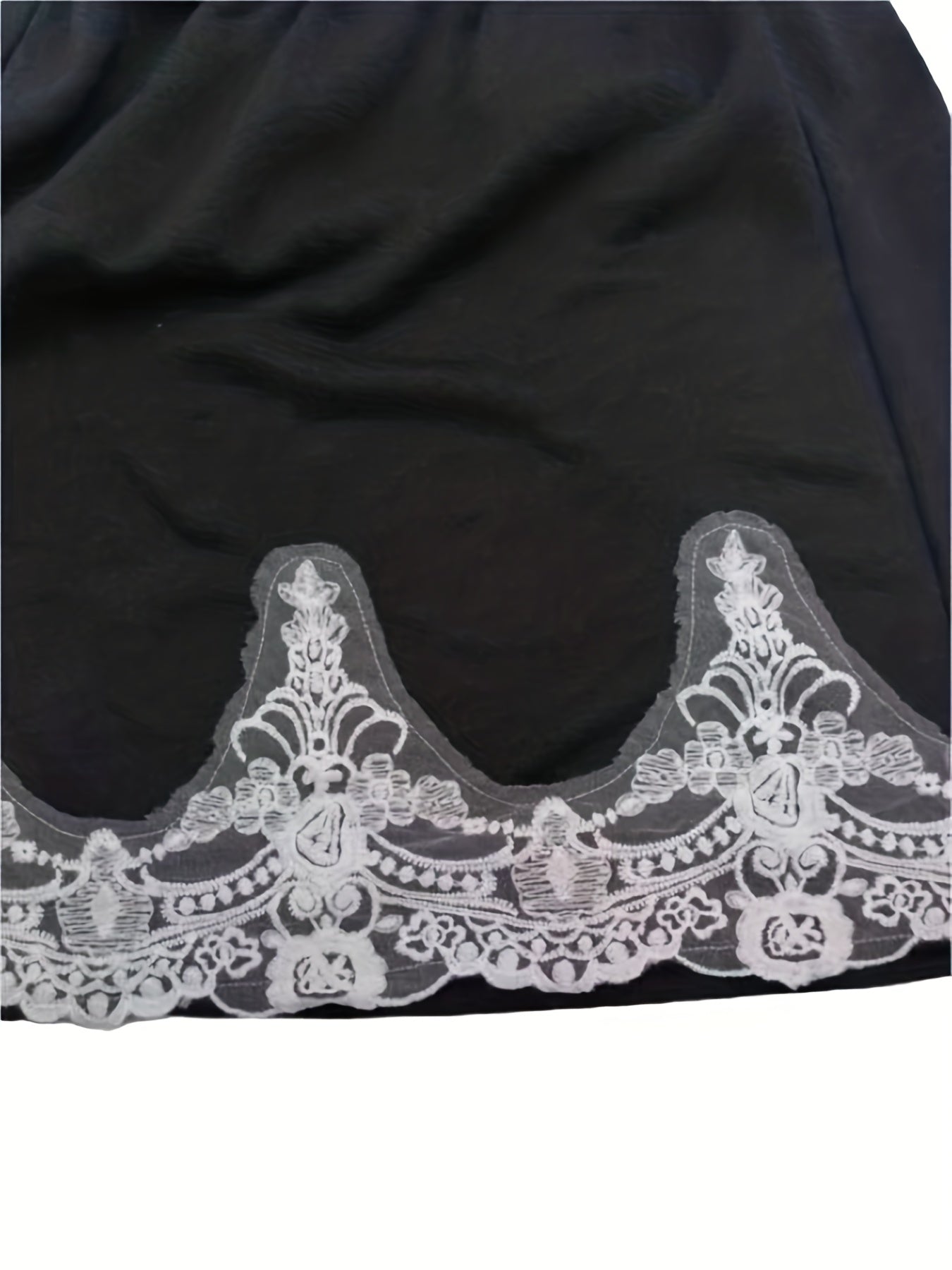 Women Lace Elastic High Rise Loose Shorts