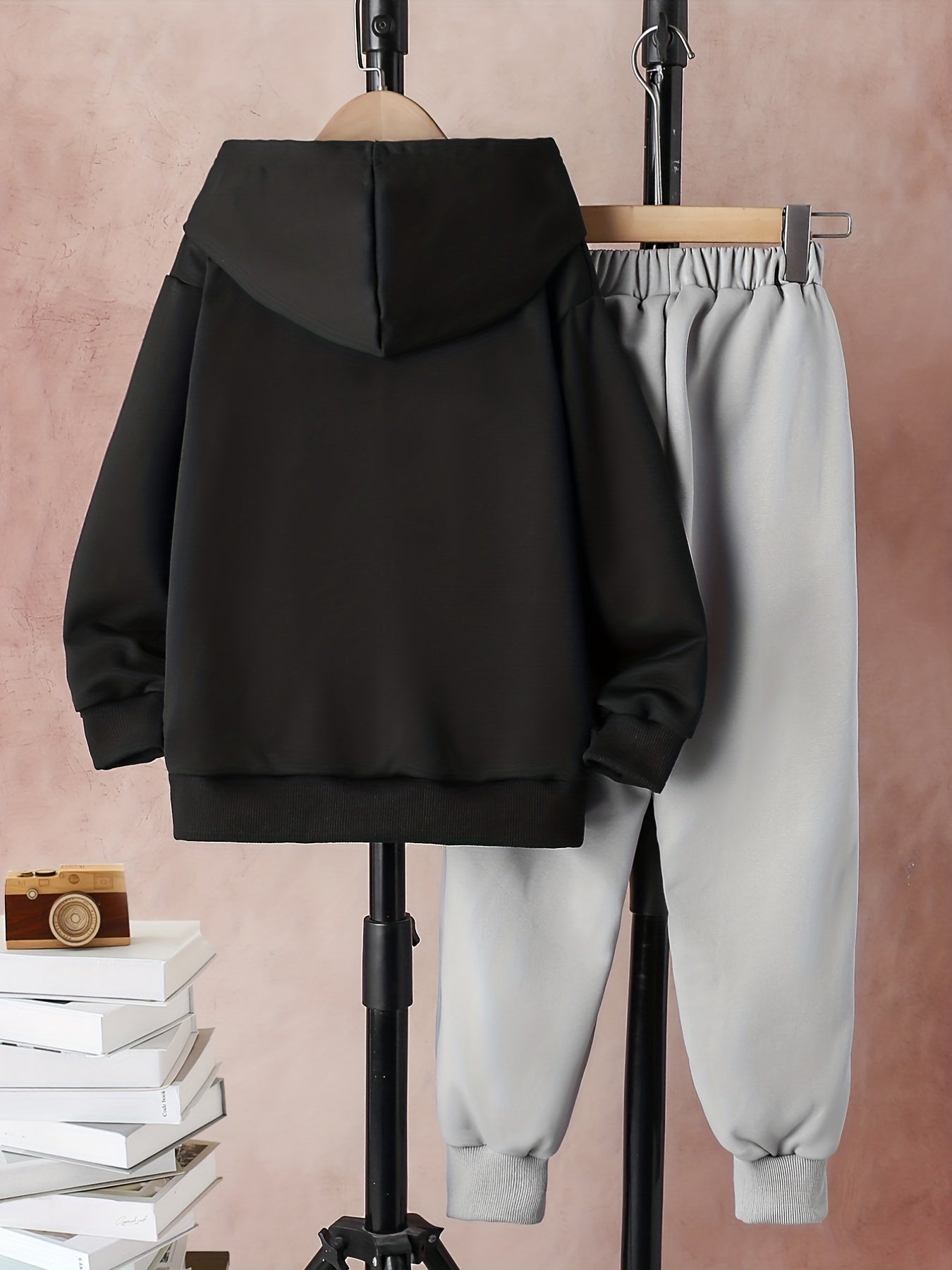 Boy's 2pcs Hoodie & Elastic Waist Pants Set UNDERSTAND Print