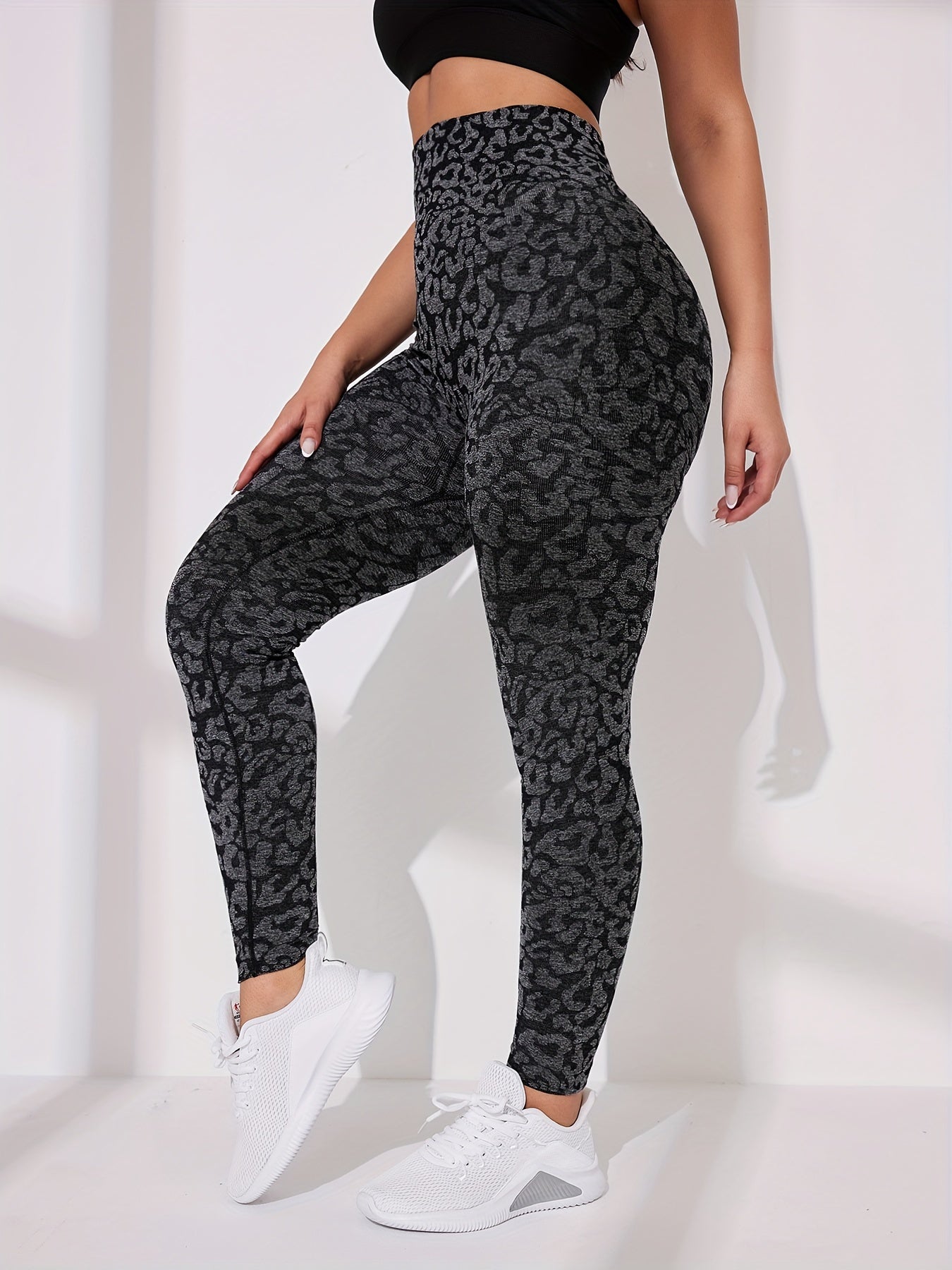 Leopard Print Seamless Yoga Pants Slim Fit High Stretch Butt Lifting