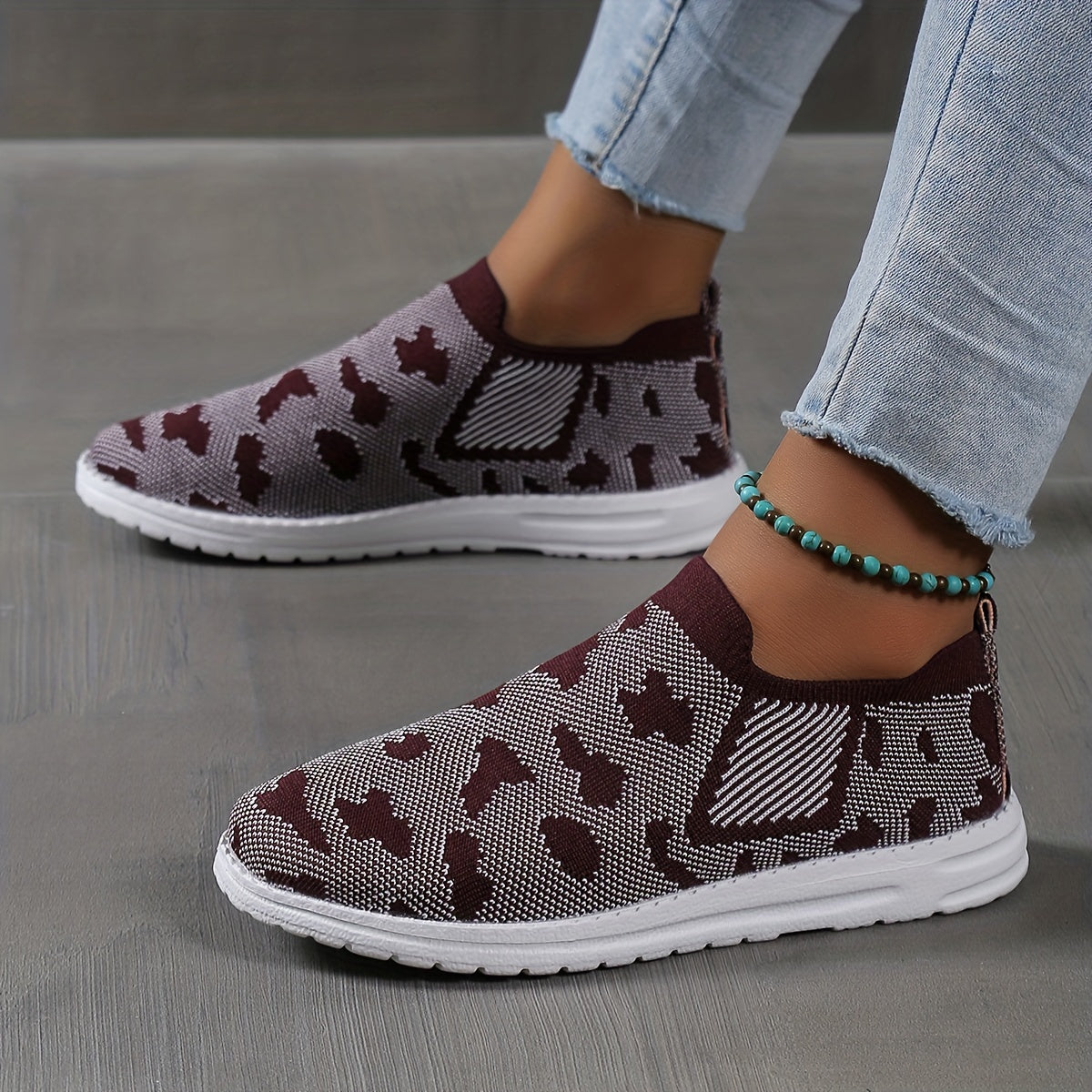 Women's Colorblock Woven Sneakers Low Round Toe Soft Sole Shoes